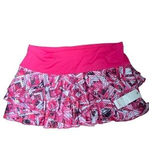 Lucky in Love Skort - L pink ,white  black , nylon spandex NWT